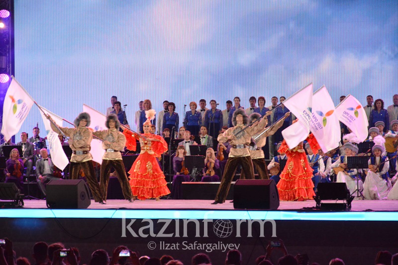 Астанада СҚО Мәдениет күндерінің гала-концертін 5 мыңнан астам адам тамашалады